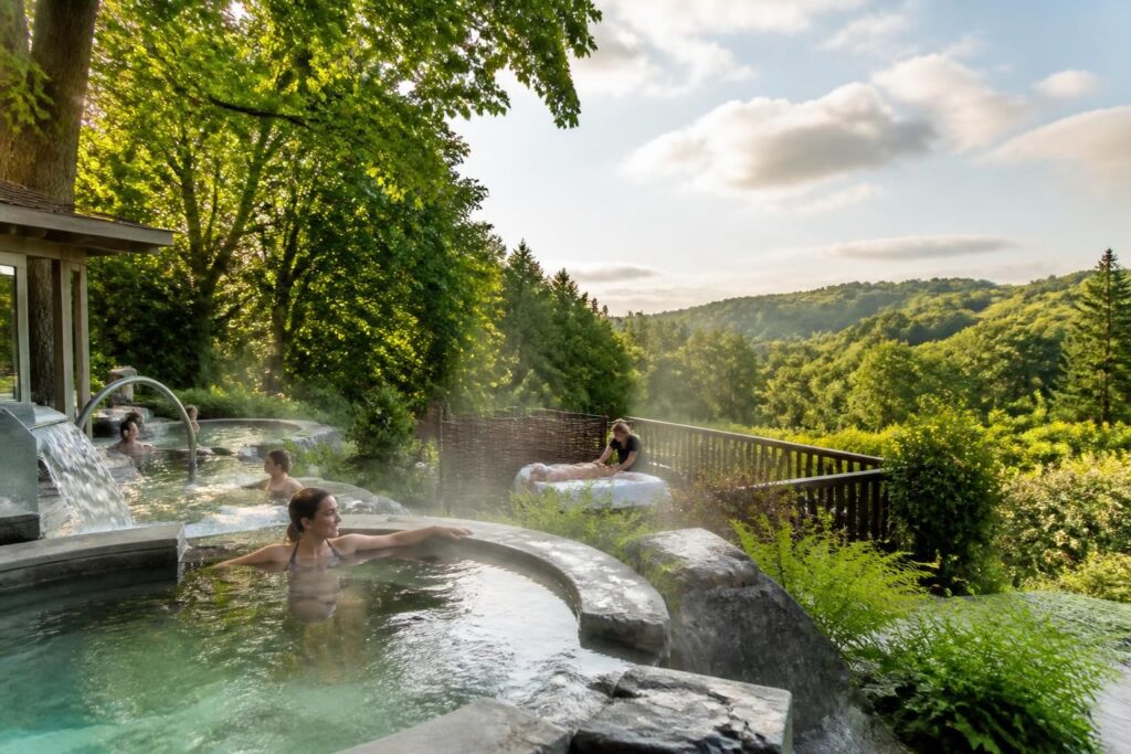 découvrez la balnéo à bagnoles de l'orne, une escapade bien-être unique au cœur de la nature normande. détente, eaux thermales et sérénité vous attendent pour un séjour revitalisant.