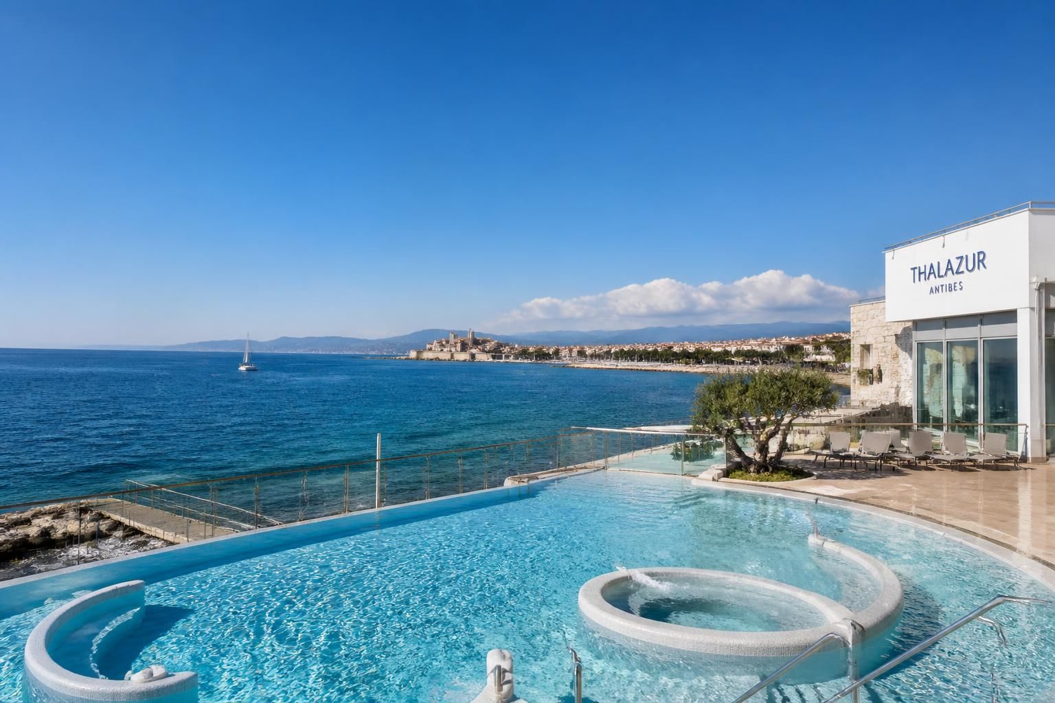 découvrez thalazur antibes, une escapade bien-être unique entre mer et détente au cœur de la côte d’azur. profitez de soins revitalisants, de vues imprenables et d’une atmosphère apaisante pour une expérience inoubliable.